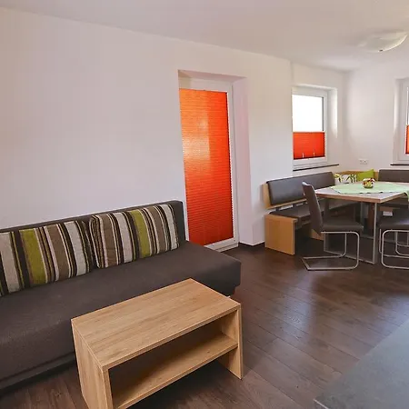 Ferienwohnung Ladis Living Zimmer foto